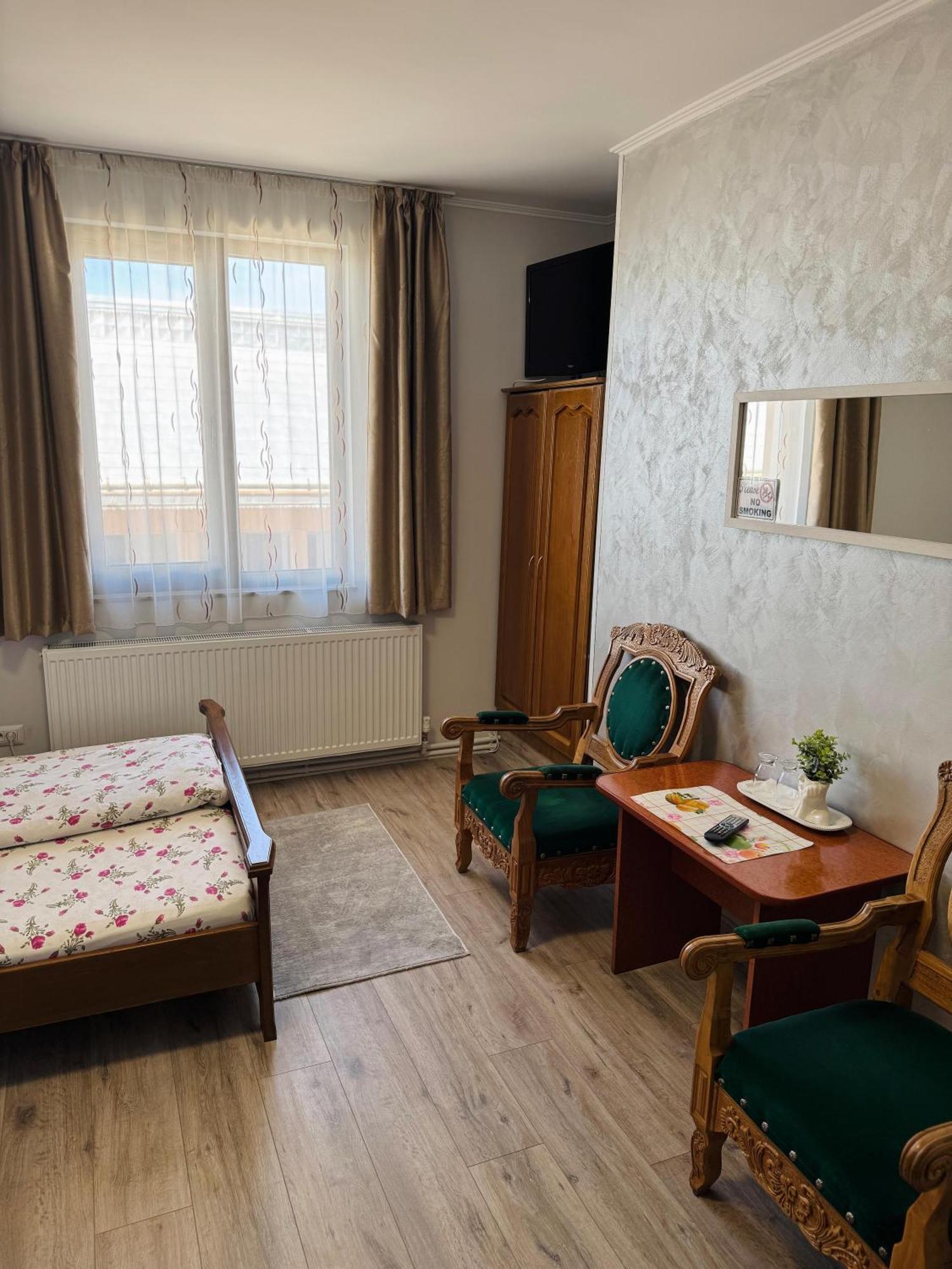 Hostel „La Galan” Радівці Екстер'єр фото